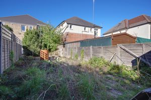 Private Rear Garden- click for photo gallery